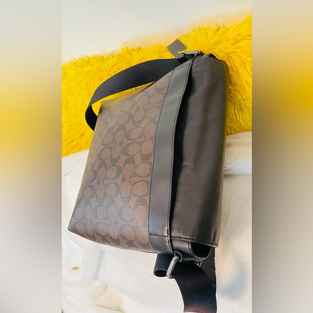 Coach Two-Tone Black and Brown Messenger Bag - Picture 4 of 14